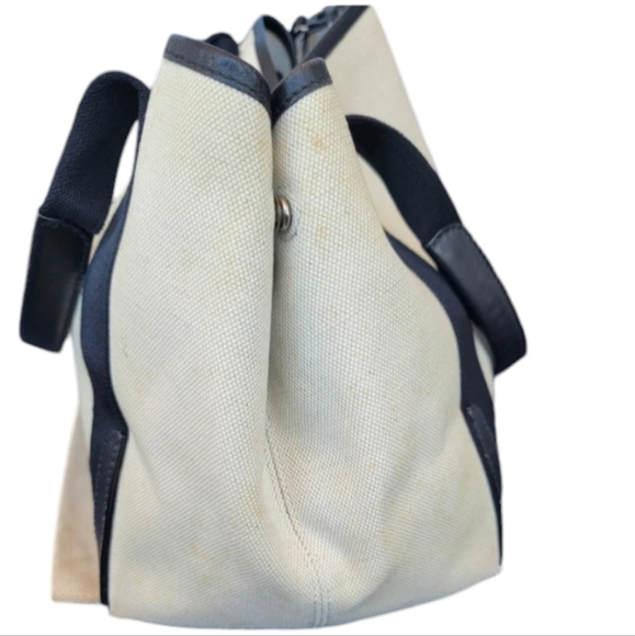 Balenciaga Cabus Small Tote with Organizer - Picture 4 of 10